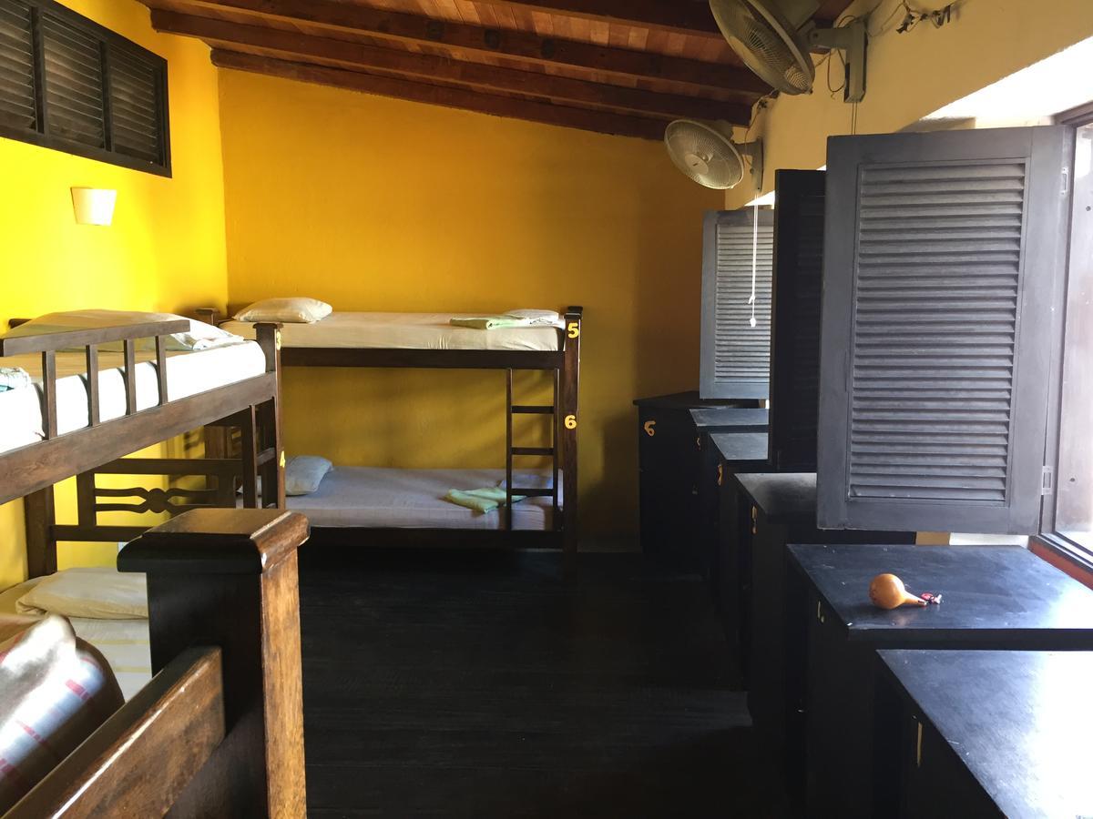Aluna Hostel *